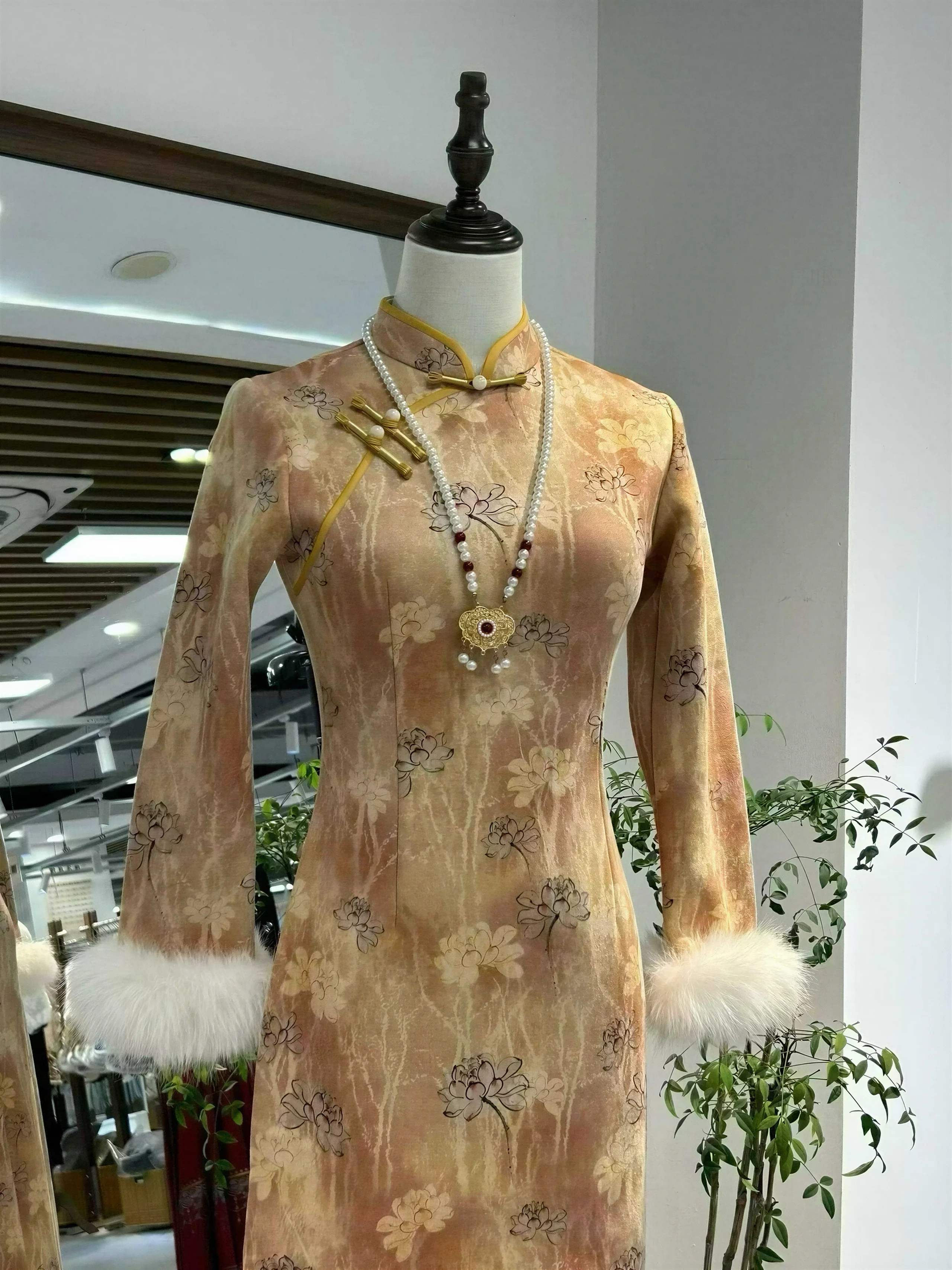 The Amber Lotus - Vista 8